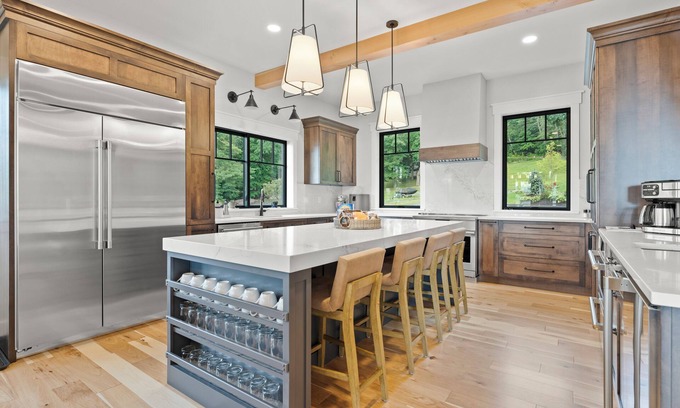 Lake George House | Lake George Luxary Lake House