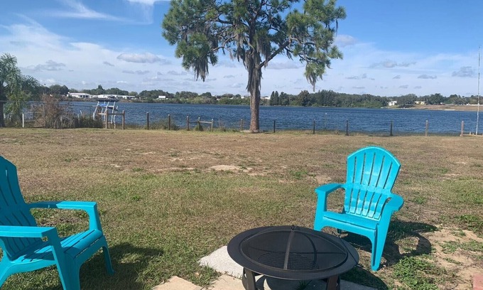 Florida South Atlantic Coast House | Lake House 3/2 With Private Dock, Kayak & Canoe