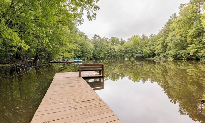 Stone Mountain House | Lake House, Arcade + Yard Fun, Near Stone Mountain