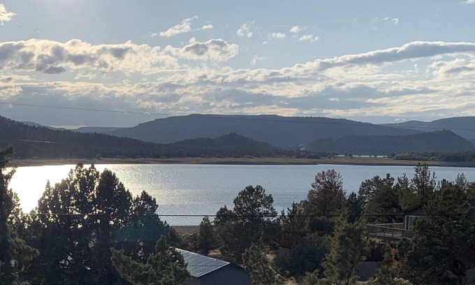 Prineville House | Lake house at Prineville Reservoir
