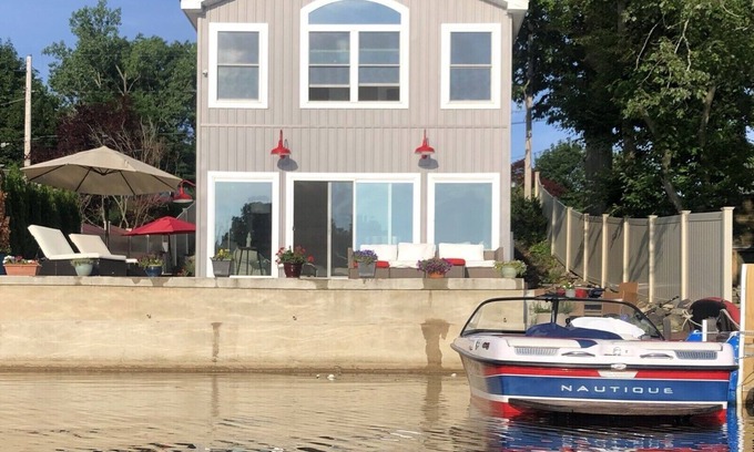 Orange Lake House | Lake House, ONE HOUR from NYC
