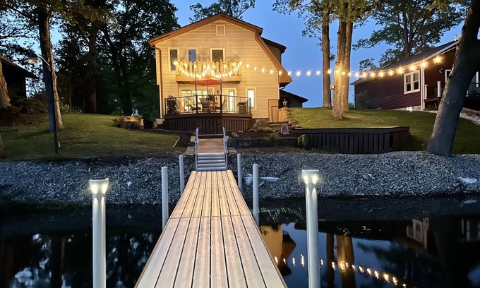 Rochester House | Lake Manitou Home - 3 Bedroom Family Retreat