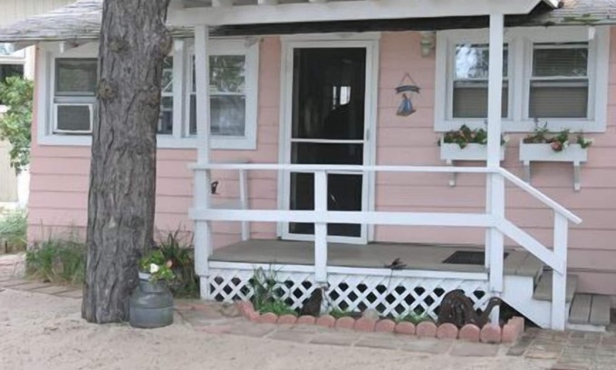 Porter Beach Cottage | Lake Michigan, Indiana Beachfront Vacation Rental