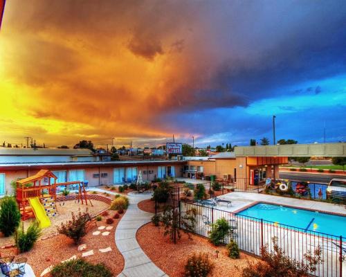 Page Hotel | Lake Powell Canyon Inn