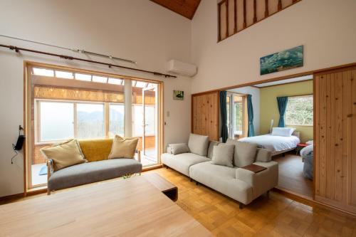Toya House | Lake Toya Terrace House