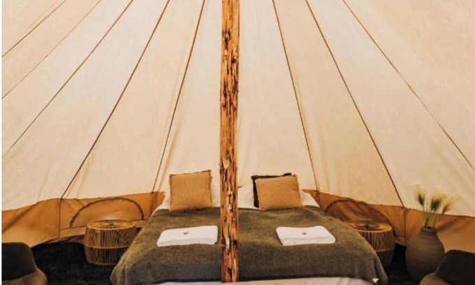 Selfoss House | Lake View Cozy Tents