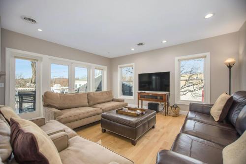 Saugatuck Apartment | Lake View Getaway