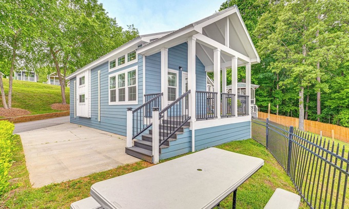 Sherrills Ford House | Lake-View Home w/Pool Access in Sherrills Ford!
