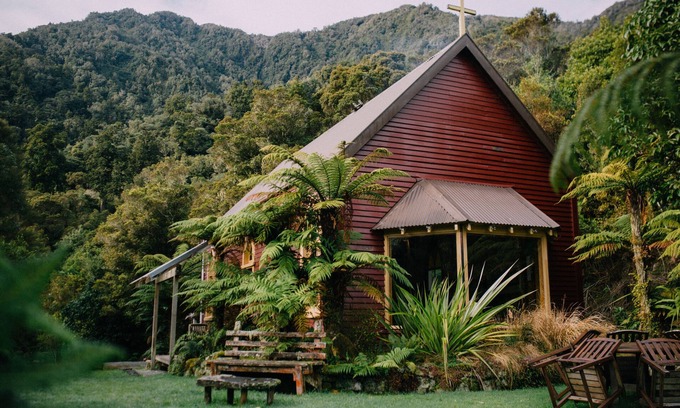 Inchbonnie House | Lake views and bushwalks Real serenity