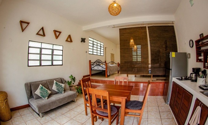 Bacalar House | LAKEFRONT BUNGALOW WITH A/C, KITCHEN & BATHROOM, FOR UP TO 5PAX.