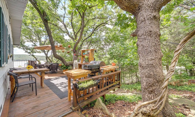 Longtown Cottage | Lakefront Canadian Gem: Hot Tub, Decks & Grills