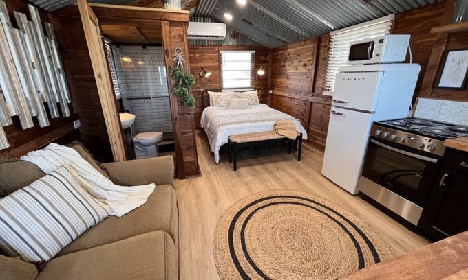 Hemphill Cabin | Lakefront Cedar Cabin on Toledo Bend w/pier, boat ramp, firepit, grill,Pets OK