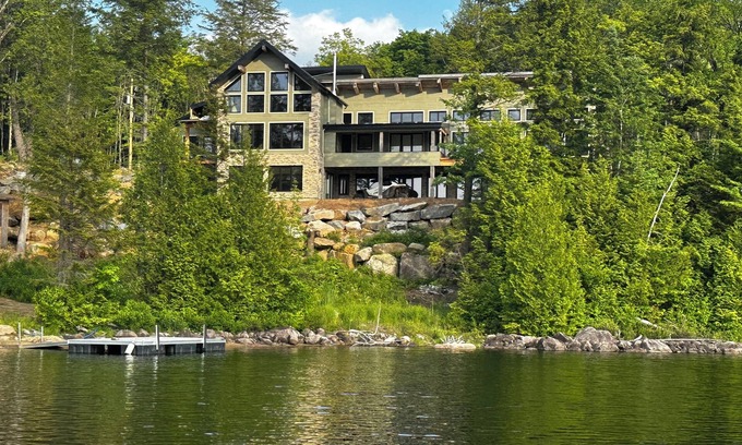 Wentworth-Nord Villa | lakefront cottage is where comfort meets nature in perfect harmony.