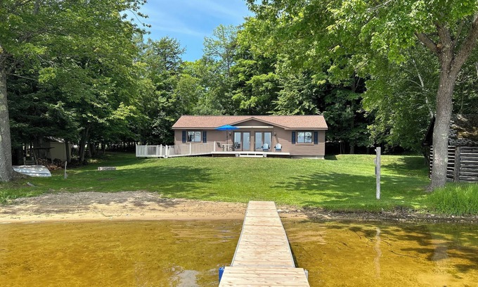 Germfask House | Lakefront Cottage on South Manistique Lake