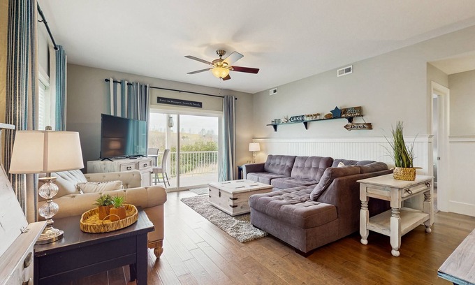 La Follette House | Lakefront home with decks, shared pool, clubhouse, golf close by, Wi-Fi