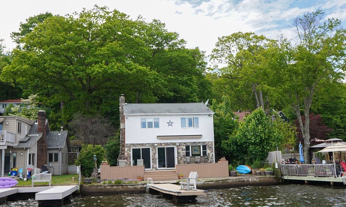 Sterling Forest House | Lakefront House on Breathtaking Greenwood Lake, NY nShort Term Rental 34165
