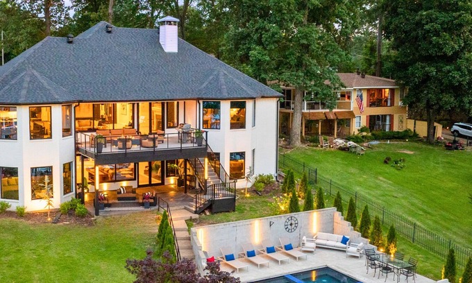 Tanglewood Estates House | Lakefront Luxury w/Private Heated Pool & Dock