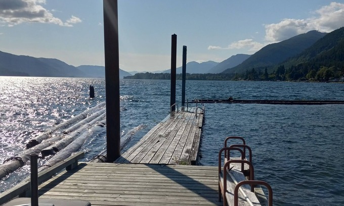 Youbou House | Lakefront, private beach, quiet, 1 bedroom plus sofa bed.