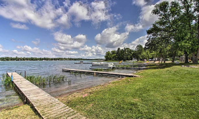 Dent Cabin | Lakefront Retreat w/Boat Rentals, Beach & Bar
