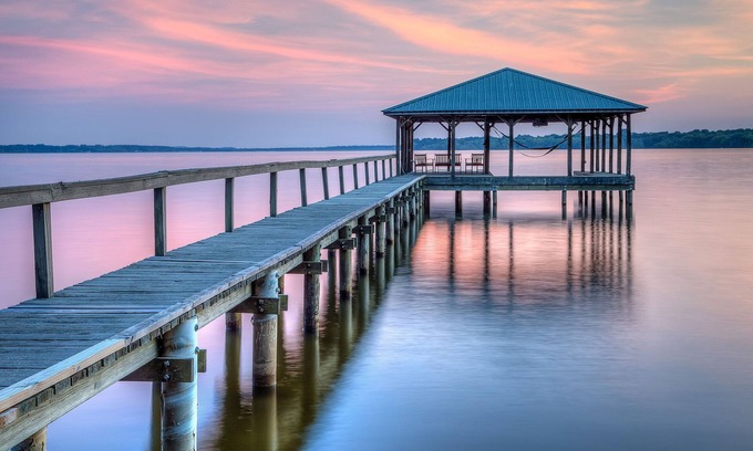 Cherokee County House | Lakefront updated home on Lake Palestine near Tyler TX