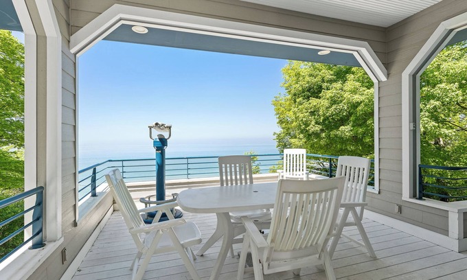 Port Sheldon House | Lakefront Villa | 5 Bed, 3 Bath