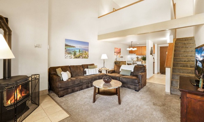 South Lake Tahoe House | Lakeland Village 2 Bed Condo w/Pool View
