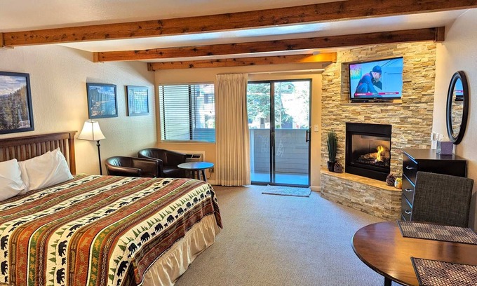 South Lake Tahoe Apartment | Lakeland Village - Private Beach - Large Studio - Tree View, King Bed, Full Kitchen