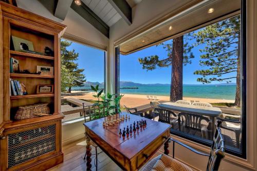 South Lake Tahoe Villa | Lakeland Village 610 Lakefront Beauty On Water
