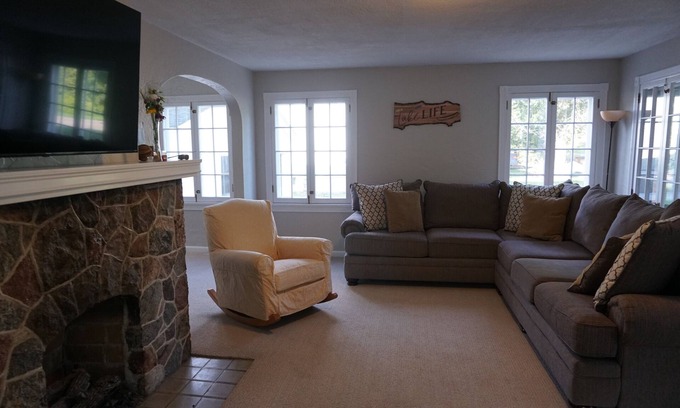 Chippewa Lake Cottage | Lakeside cottage, steps away from the lake, perfect for family and friends