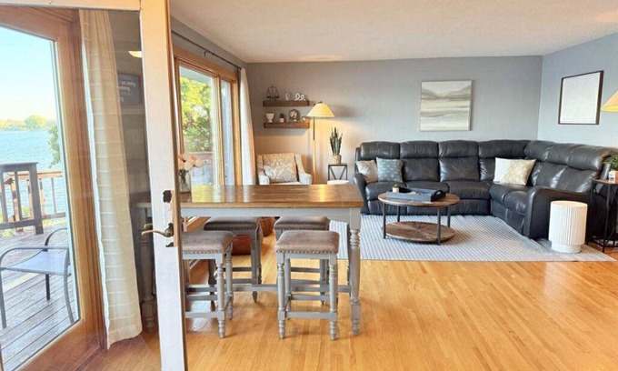Watertown House | Lakeside|Fishing|Hunting|FamFriendly,RVHookup