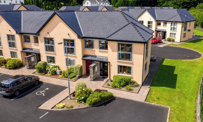 Killaloe Apartment | Lakeside Holiday Homes