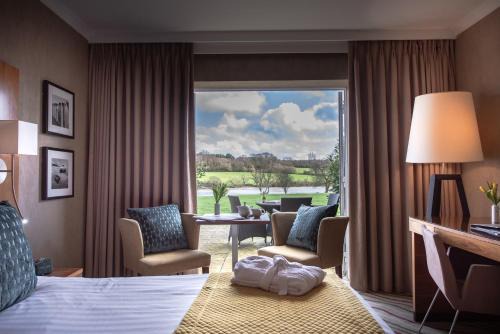 Wootton Bridge Hotel | Lakeside Park Hotel & Spa