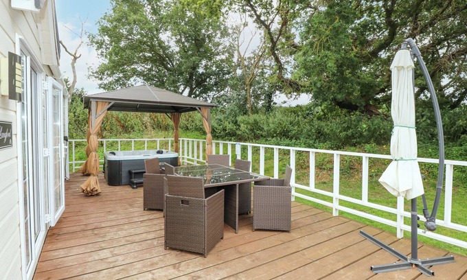 King's Lynn Cottage | Lakeside View