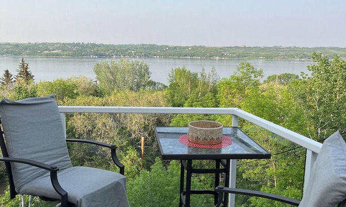 Saskatchewan House | Lakeview Cottage in Buena Vista, close to Regina Beach