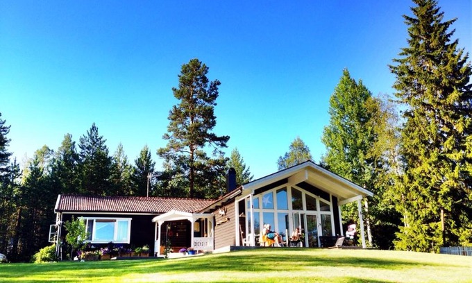 Ljusdal House | Lakeview in Casa Mia