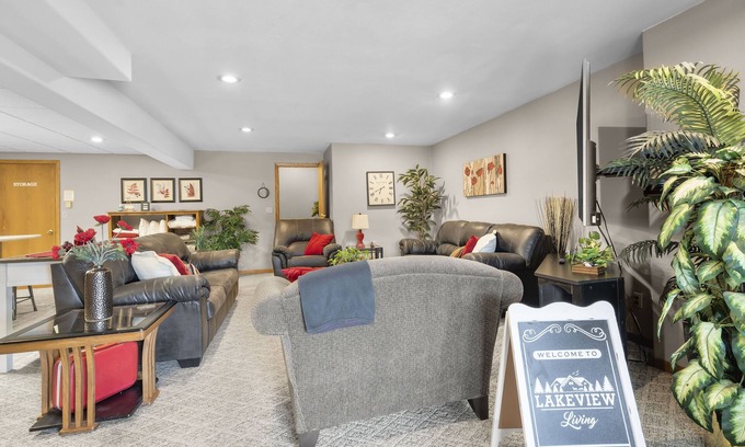 Delhi House | Lakeview Living-LOWER Living Plus-Vacation Rental