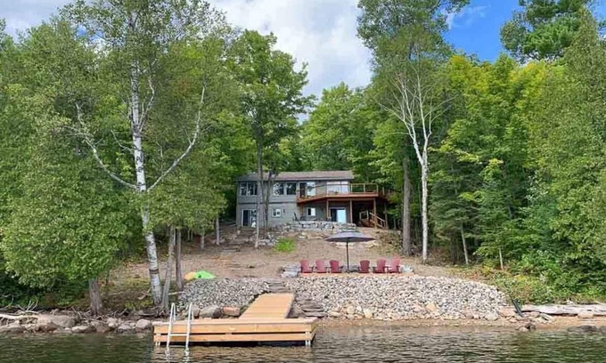Trent Lakes Cottage | Lakeview Retreat - Kawartha Cottage with Beautiful Waterfront Deck, Fireplace