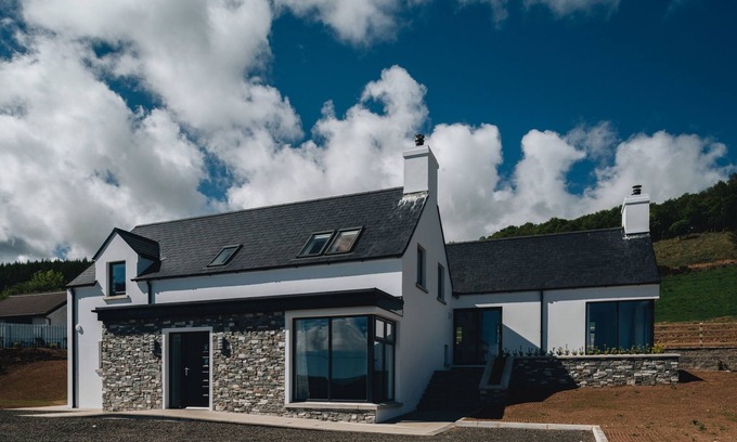 Ballycastle House | LAMB COTTAGE, pet friendly, with open fire in Ballycastle