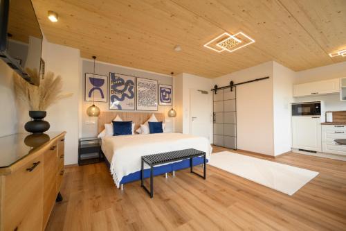Dillingen an der Donau House | Landgasthof zur Sonne