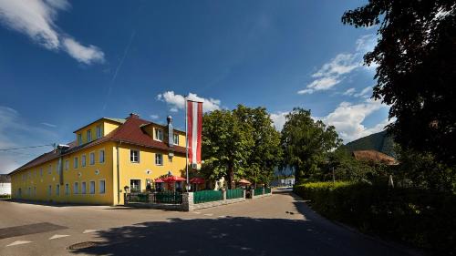 Molln House | Landgasthof Klausner