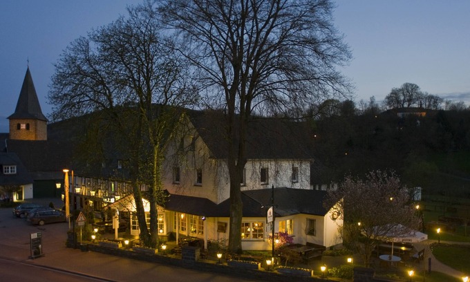 Eslohe House | Landgasthof Seemer