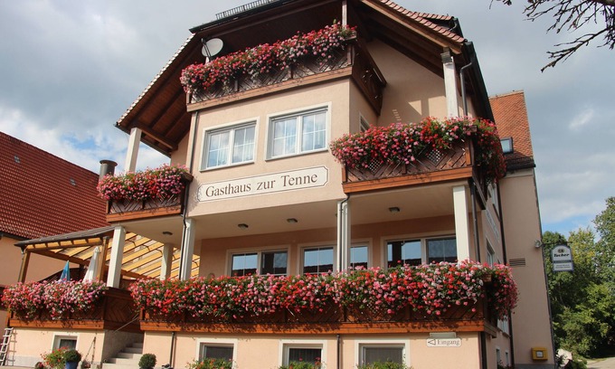 Feuchtwangen House | Landgasthof Zur Tenne