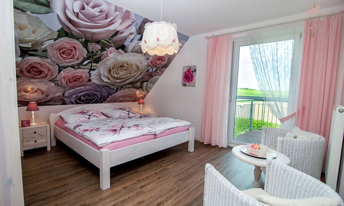 Rothenburg ob der Tauber Apartment | "landhaus Rothenburg"-modernes Haus in Freier Natur vor den Toren von Rothenburg