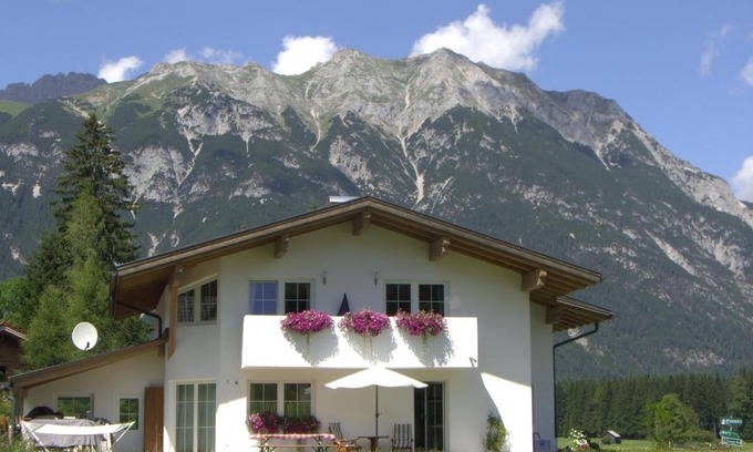 Leutasch Apartment | Landhaus Bellamontes
