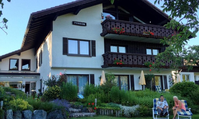 Zueschen Hotel | Landhaus Florian