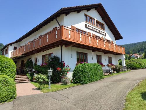 Mitteltal House | Landhaus Mast