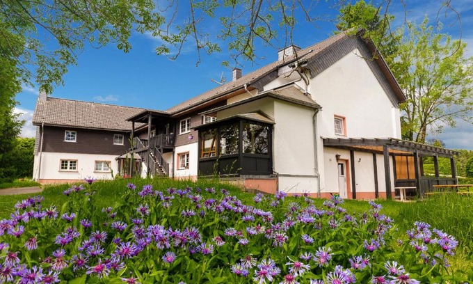 Hellenthal Apartment | Landhaus Schnorrenberg, Wellness & Nature