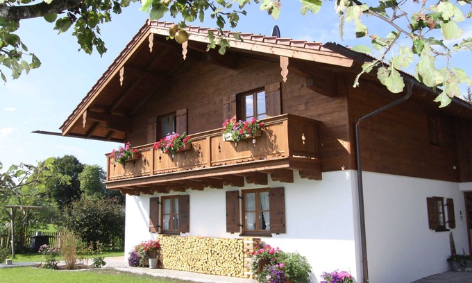 Gmund am Tegernsee Apartment | Landhaus Thaler - Holiday apartment 2 Sonnenstrahl