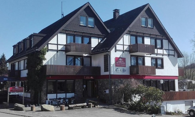 Nuttlar Hotel | Landhotel am Schloss