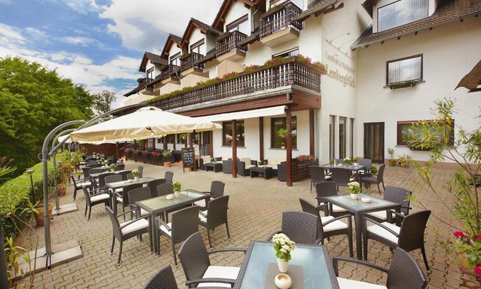 Feilbingert Hotel | Landhotel Lembergblick